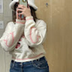 Meet your Posher, Bebe